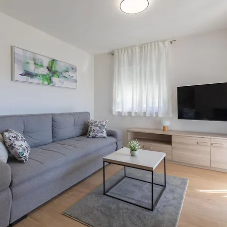 Klanac No 1 Apartment *