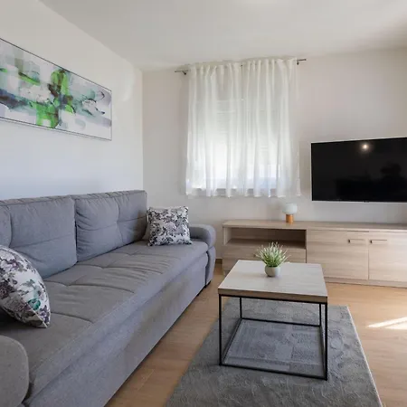 Klanac No 1 Apartment