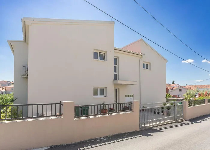 Apartment Klanac No 1