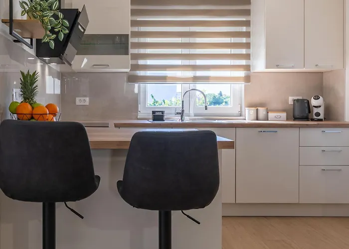 Apartment Klanac No 1