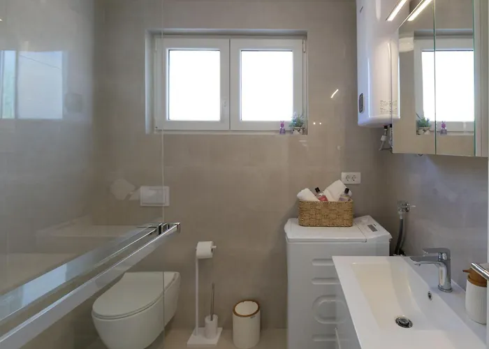 Apartment Klanac No 1